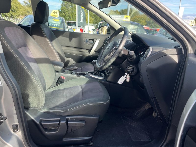 NISSAN QASHQAI