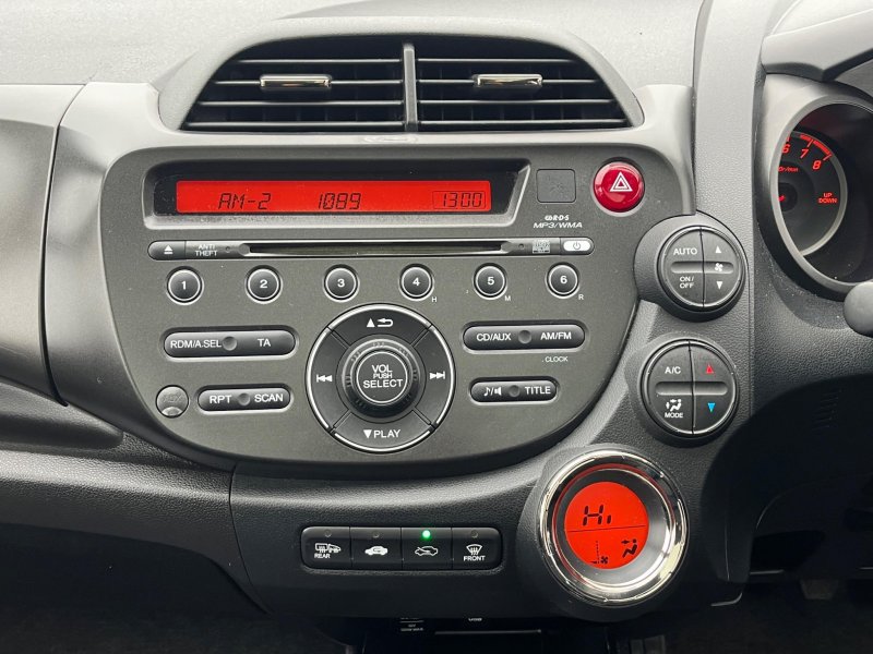 HONDA JAZZ