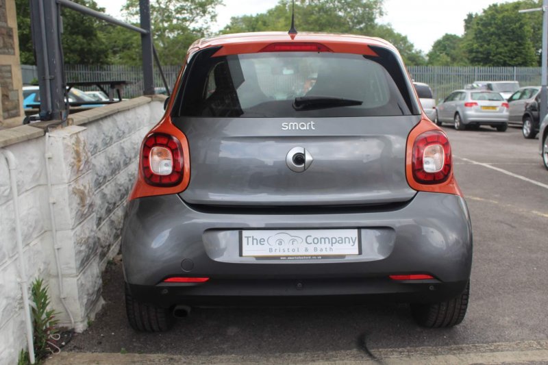 SMART FORFOUR
