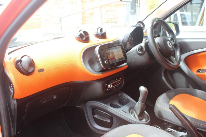 SMART FORFOUR