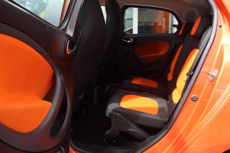 SMART FORFOUR