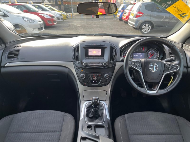 VAUXHALL INSIGNIA