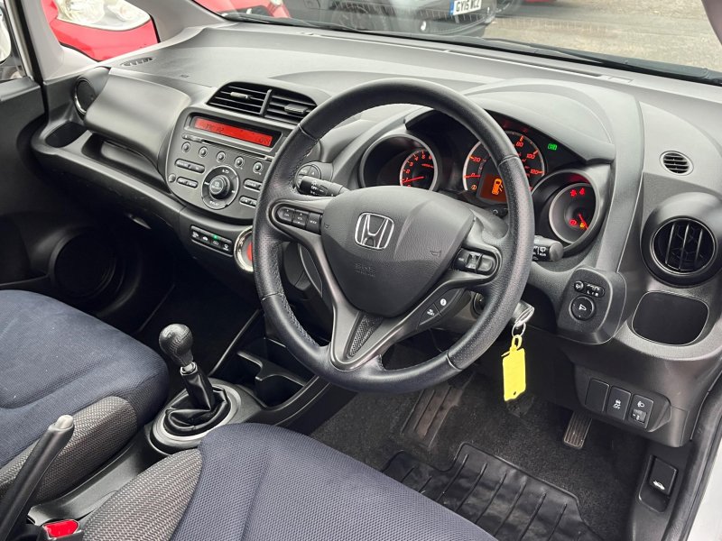 HONDA JAZZ