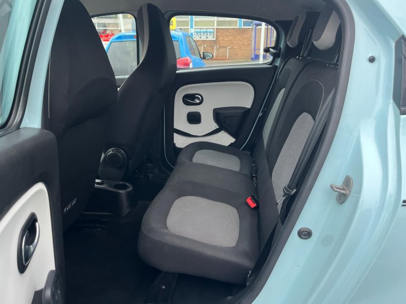 RENAULT TWINGO