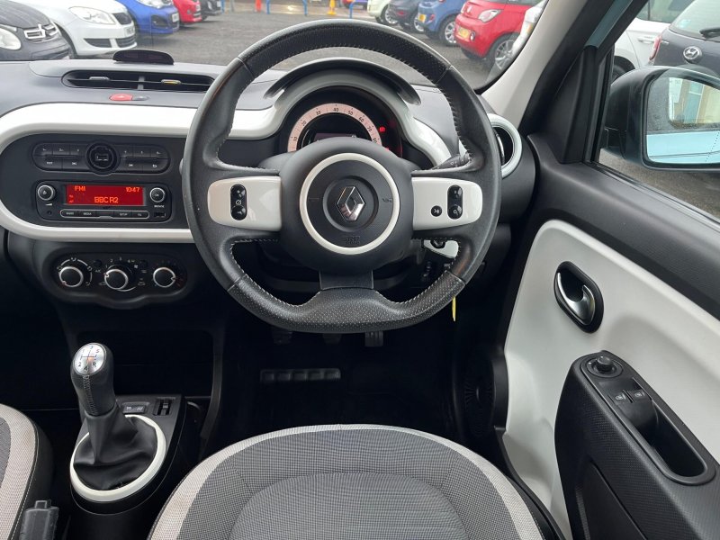 RENAULT TWINGO