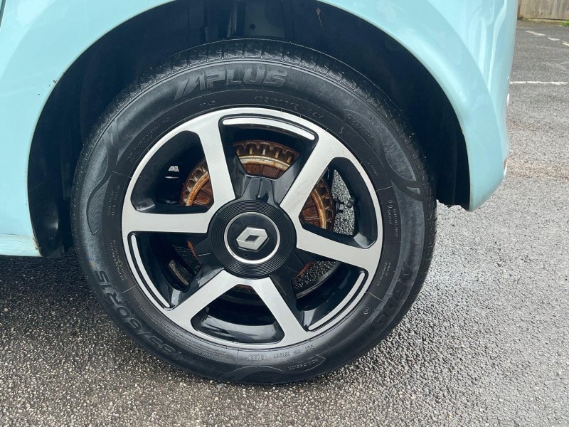RENAULT TWINGO