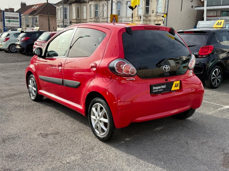 TOYOTA AYGO