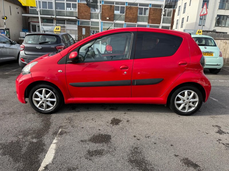 TOYOTA AYGO