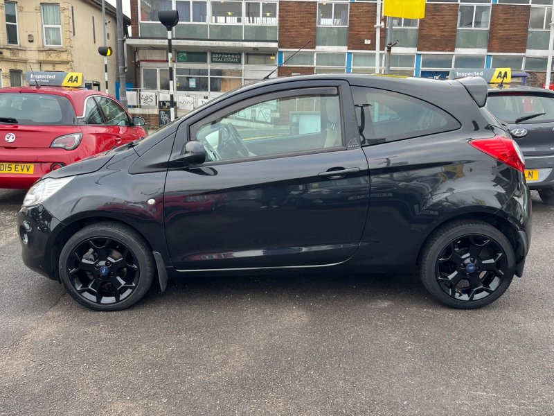 FORD KA