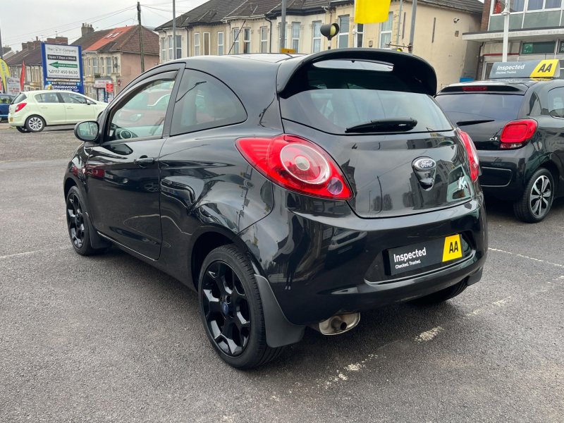 FORD KA