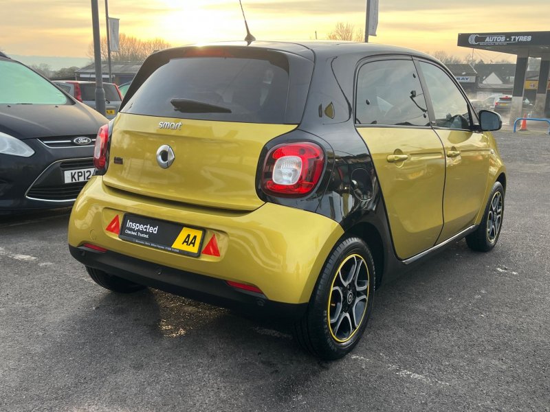 SMART FORFOUR
