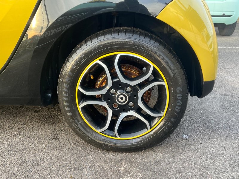 SMART FORFOUR