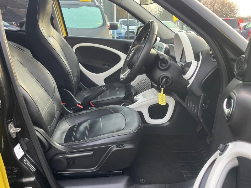 SMART FORFOUR