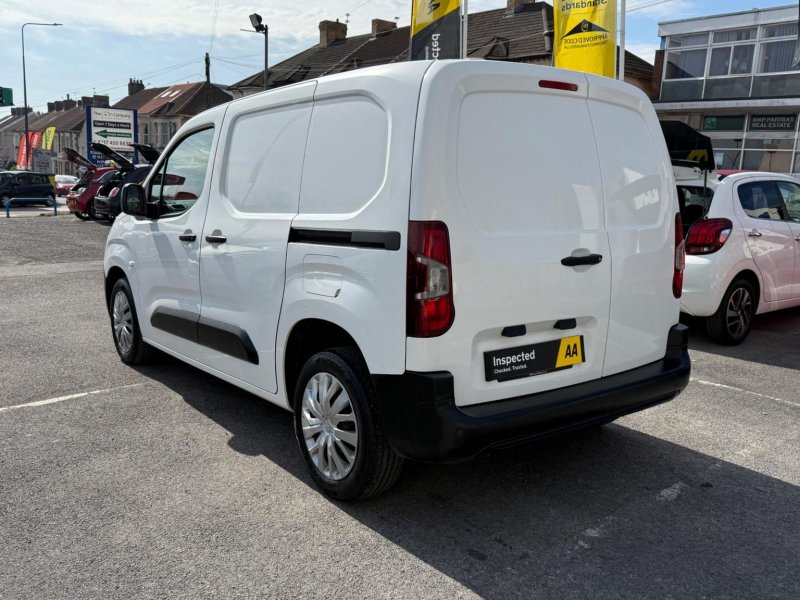 PEUGEOT PARTNER