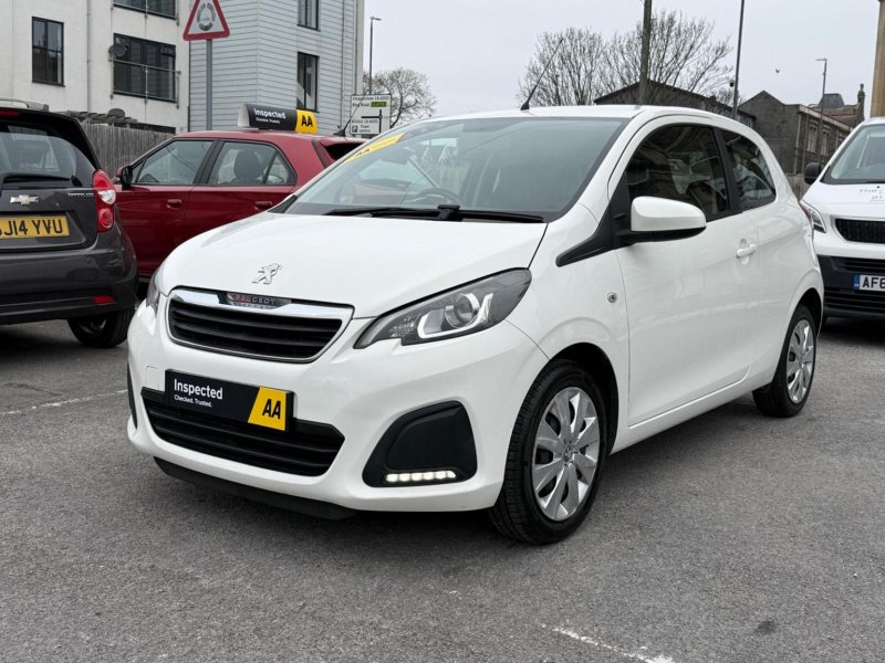 PEUGEOT 108