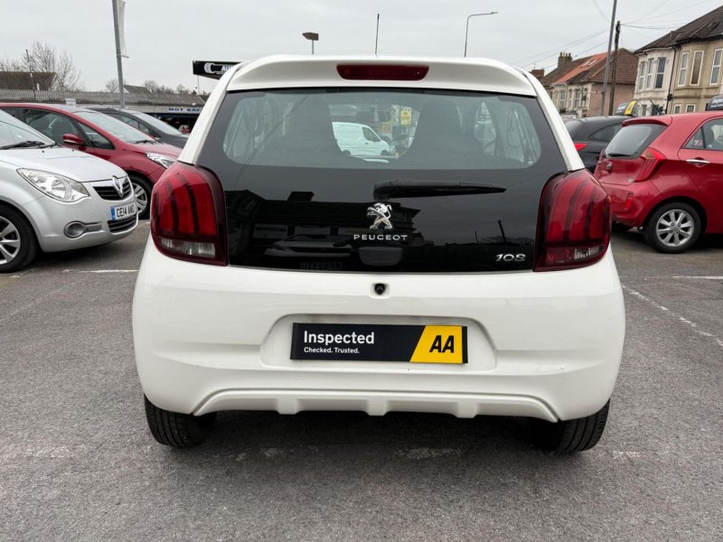 PEUGEOT 108