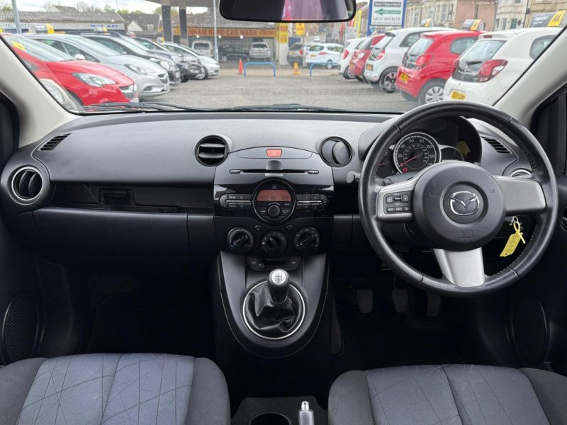 MAZDA MAZDA2