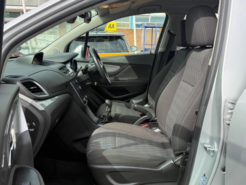 VAUXHALL MOKKA