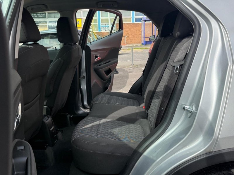 VAUXHALL MOKKA