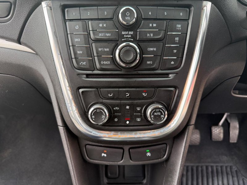 VAUXHALL MOKKA