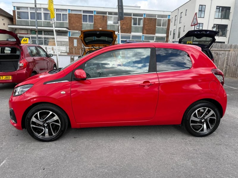 PEUGEOT 108