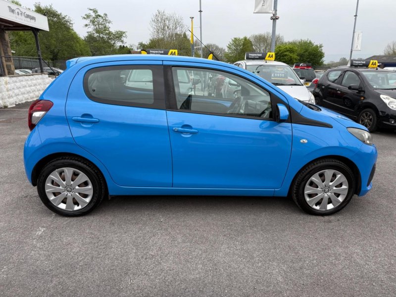 PEUGEOT 108