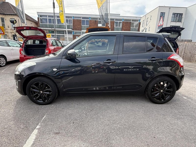 SUZUKI SWIFT