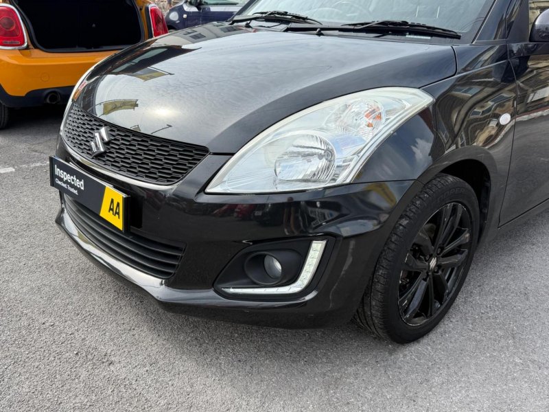 SUZUKI SWIFT