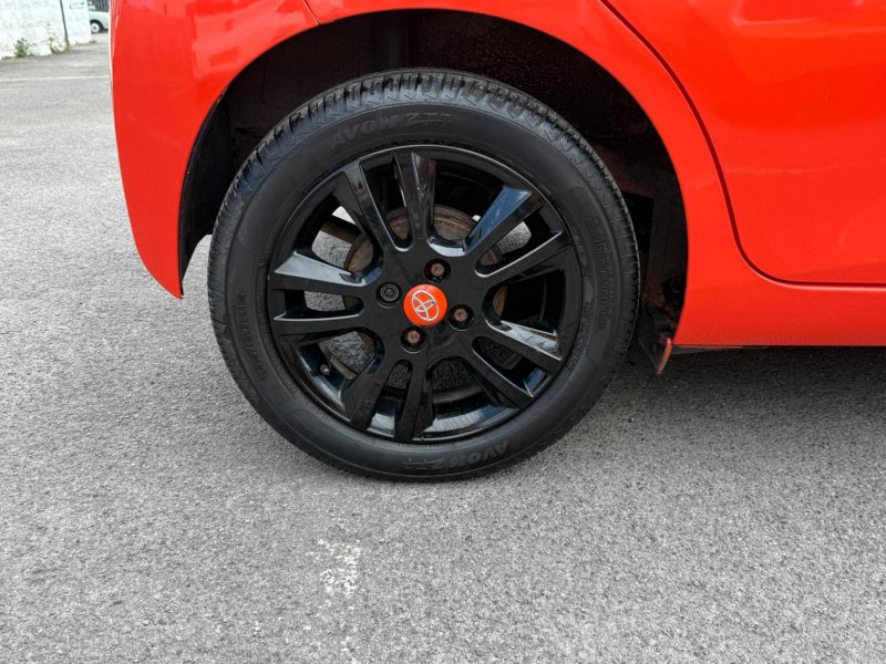 TOYOTA AYGO