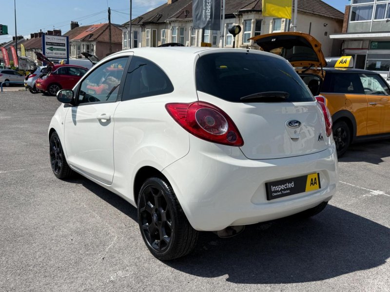 FORD KA