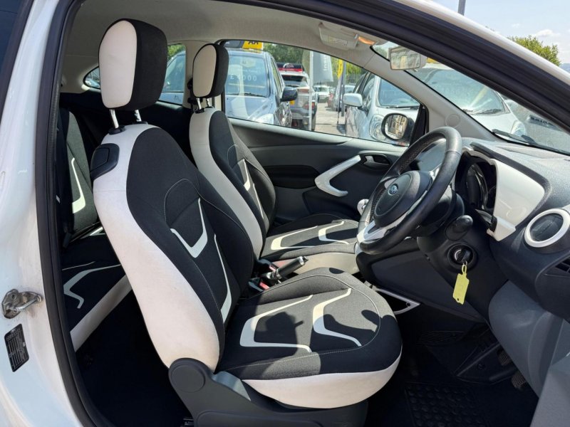 FORD KA